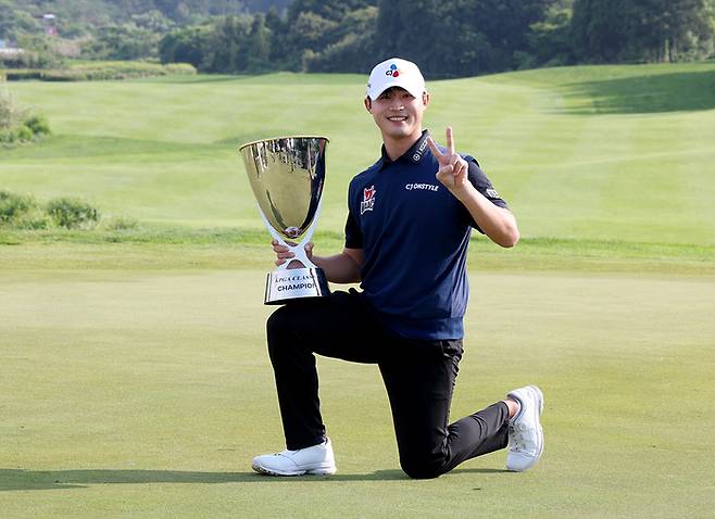 배용준이 11일 열린 KPGA 클래식 최종라운드에서 우승을 차지했다. 사진 | KPGA