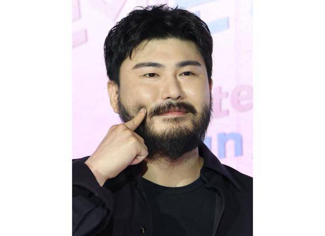 가수 카더가든이 최근 불거진 라이브 실력 논란에 대한 심경을 밝혔다. 뉴스1