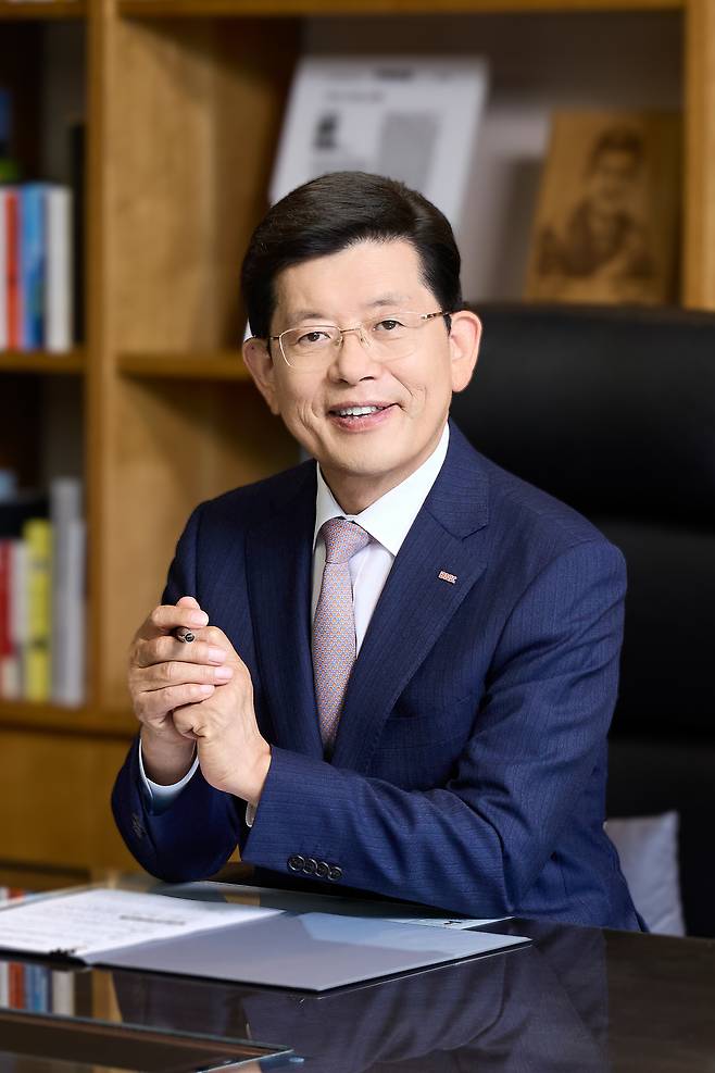 BNK금융지주 차기 회장에 내정된 빈대인 現 BNK금융지주 회장 [BNK금융지주 제공]