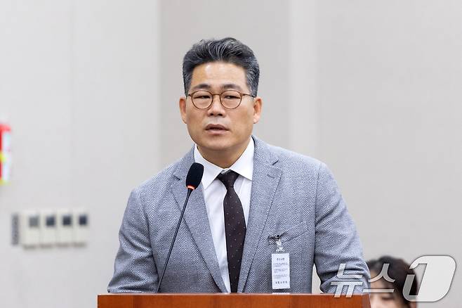 백해룡 경정. 2025.10.27/뉴스1 ⓒ News1 이승배 기자