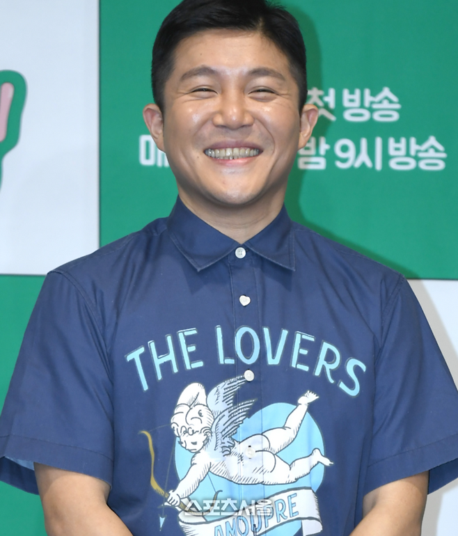 조세호가 9일 아만티 호텔 서울에서 열린 ENA 신규 오리지널 예능 ‘눈떠보니 ㅇㅇㅇ’ 제작발표회에서 포즈를 취하고 있다.2024. 5. 9.최승섭기자 thunder@sportsseoul.com