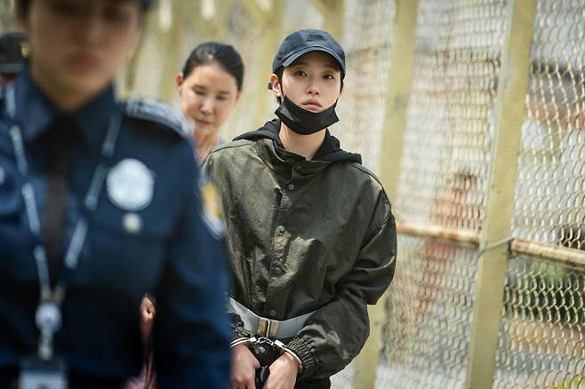 ‘자백의대가’ 김고은, 모은!&nbsp;