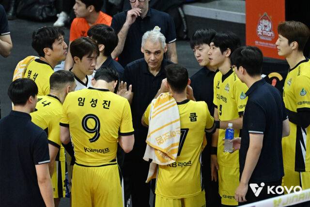 레오나르도 카르발류 감독/KOVO