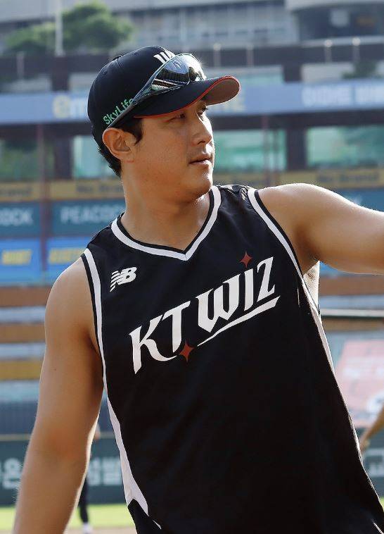 KT 위즈에서 FA가 된 황재균. KT SNS 제공