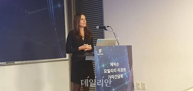 시벨 톰바즈 에릭슨 코리아 CEO가 10일 오전 대한상공회의소에서 열린 '에릭슨 모빌리티 리포트 기자간담회'에서 인사말을 하고 있다.ⓒ데일리안 조인영 기자