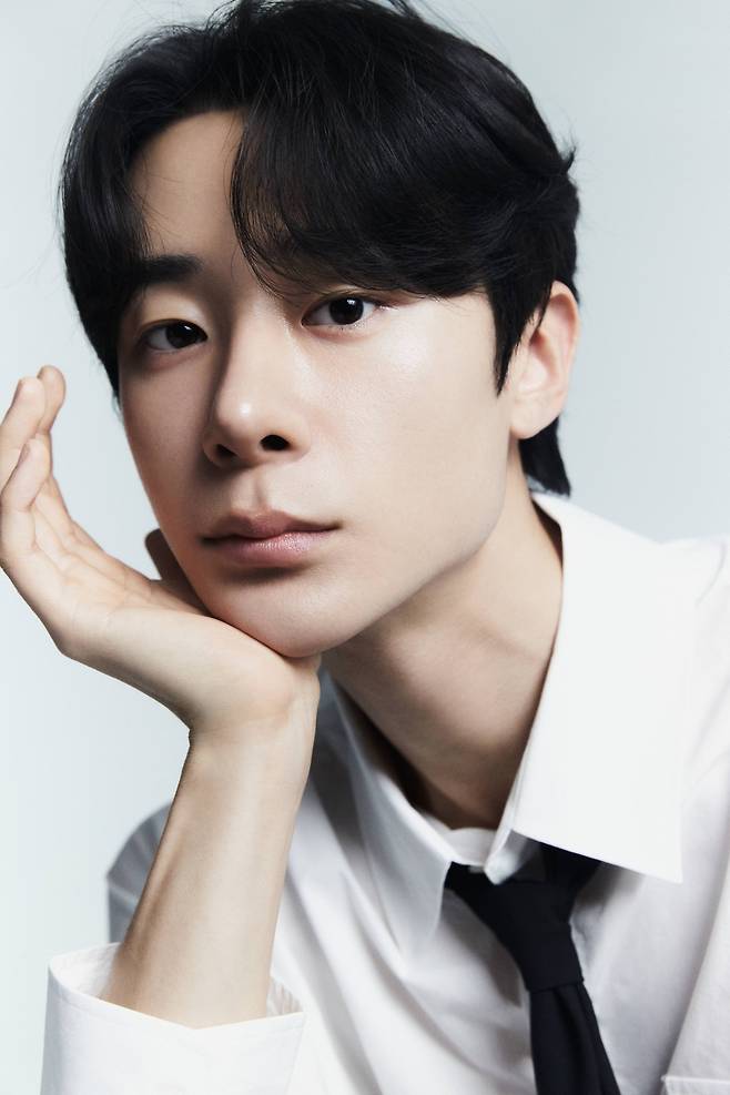 배우 차정우.