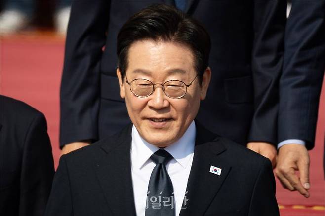 이재명 대통령이 지난 11월 4일 오전 국회 본청에서 열린 국회 본회의에서 2026년도 예산안 및 기금운용계획안 대통령 시정연설을 마친 뒤 국회 본청을 떠나고 있다. ⓒ데일리안 홍금표 기자