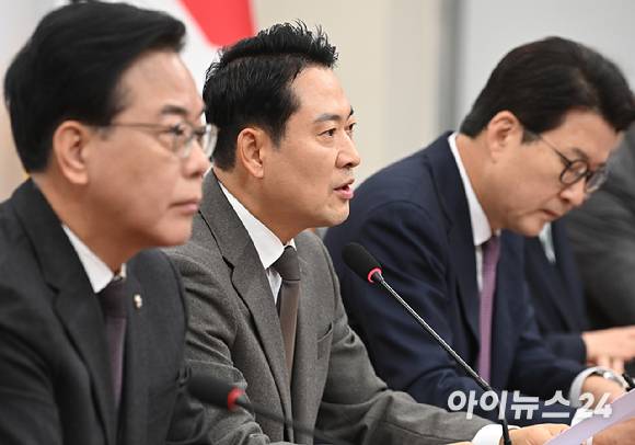 장동혁 국민의힘 대표가 11일 서울 여의도 국회에서 열린 최고위원회의에서 발언하고 있다. [사진=곽영래 기자]