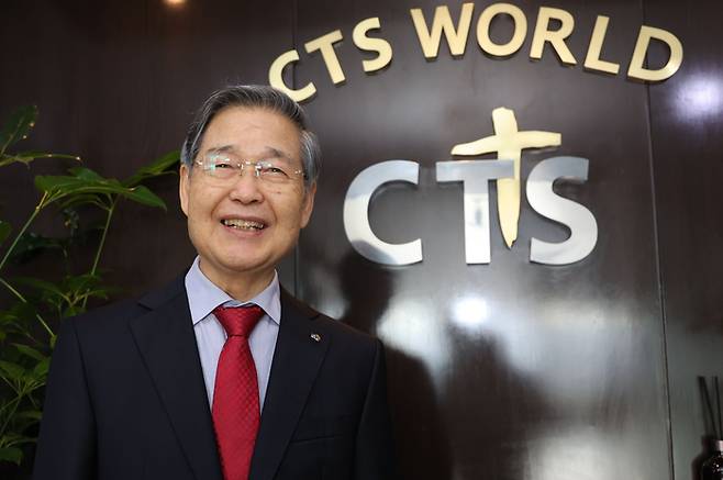 감경철 CTS 기독교TV 회장이 9일 서울 노량진 사옥에서 매일경제와 인터뷰하고 있다. [이승환기자]