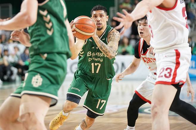 [서울=뉴시스] 프로농구 원주 DB의 이선 알바노. (사진=KBL 제공) *재판매 및 DB 금지