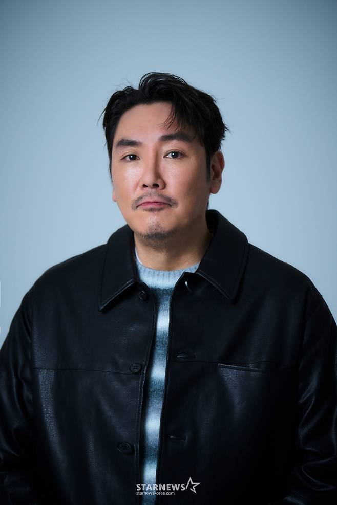 영화 '데드맨'(감독 하준원)의 주연배우 조진웅이 6일 오전 진행된 라운드 인터뷰를 위해 포즈를 취하고 있다. /사진제공=콘텐츠웨이브 2024.02.06 /사진=이동훈