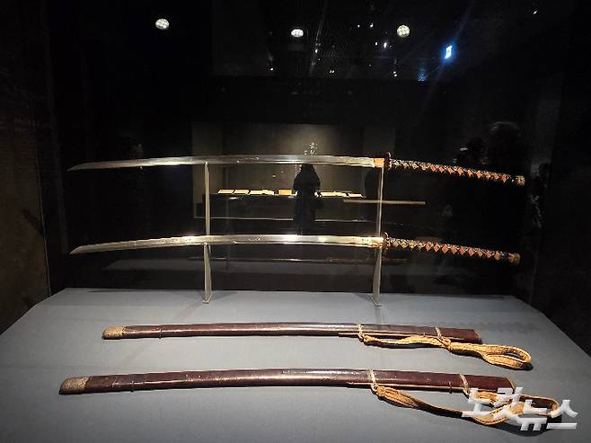 이순신 장군의 장검. 1592년 4월 태귀련과 이무생이 만들었다는 기록이 있는 의장용 칼이다. 곽인숙 기자