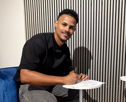 ▲ 엘빈 로드리게스는 일본 구단의 관심을 받은 것으로 알려졌으나 롯데의 구애와 안정적인 선발 보장 기회를 위해 롯데를 선택했다 ⓒ롯데자이언츠