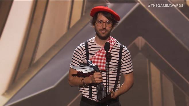 수상 소감 밝히는 기욤 브로슈 샌드폴 인터랙티브 CEO [더 게임 어워드 2025 중계 방송 캡처]