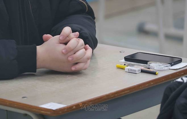 2026학년도 수능 - 2026학년도 대학수학능력시험이 실시된 13일 오전 서울 용산구 용산고등학교에서 수험생들이 시험 준비를 하고 있다. 2025.11.13 사진공동취재단