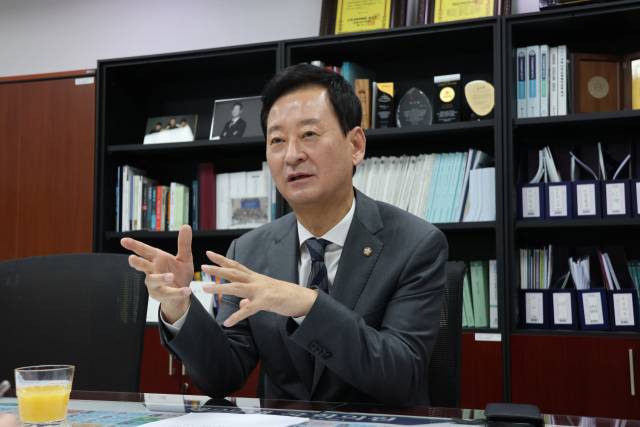 최은석 국민의힘 의원(대구 동구군위군갑)이 지난 9일 매일신문과 인터뷰 하고 있다. 최은석의원실 제공