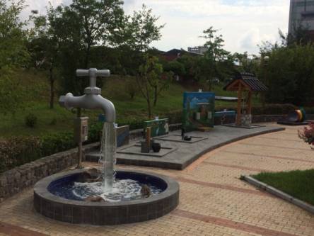 부산 동래구 명장정수장 내 물체험시설. 부산일보DB