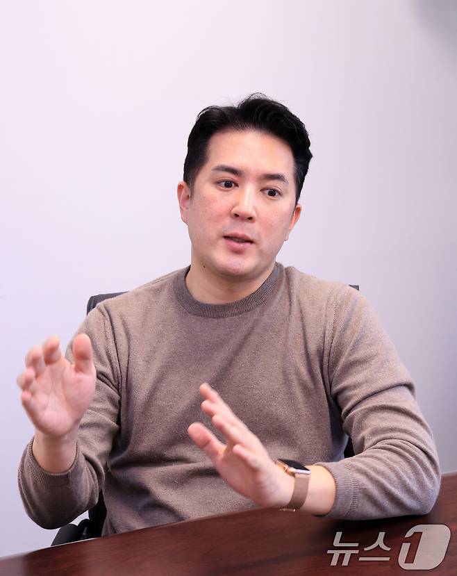 이현준 담아 공동대표가 지난 11월 24일 서울 종로구 뉴스1 본사에서 인터뷰를 하고 있다.  2025.11.24/뉴스1 ⓒ News1 이호윤 기자