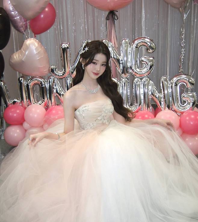 장원영 인스타 캡처