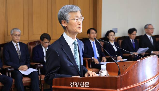 조희대 대법원장이 지난 5일 오후 서울 서초구 대법원 대회의실에서 열린 전국법원장회의에서 발언하고 있다. 이준헌 기자