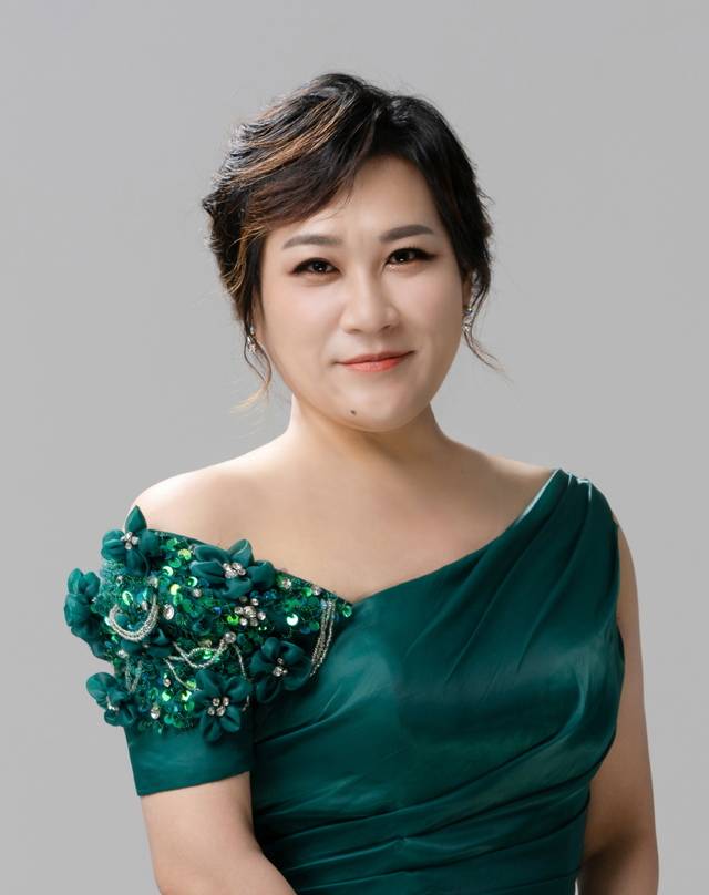 메조 소프라노 손정아. KAN 엔터테인먼트 제공