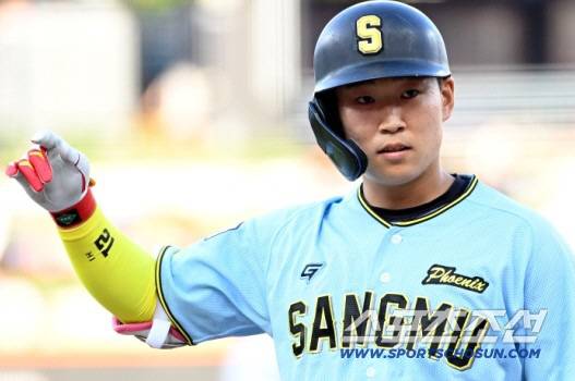 11일 대전 한화생명볼파크에서 열린 2025 KBO 퓨처스리그 올스타전, 2회초 2사 1루 남부올스타 상무 류현인이 안타를 치고 기뻐하고 있다.  대전=허상욱 기자wook@sportschosun.com/2025.07.11/