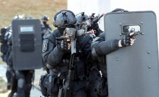 대테러 훈련 중인 태호부대, 전군 유일의 여군특임중대. 사진 제공=국방일보