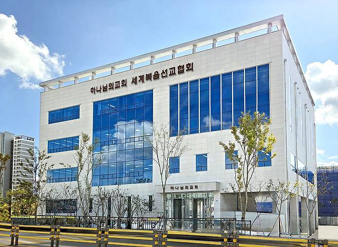 전남 무안군 남악신도시 오룡지구에 새로 들어선 ‘무안남악 하나님의 교회’.