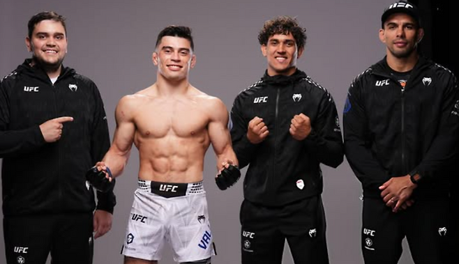 케빈 바셰호스(왼쪽에서 두 번째). 사진=바셰호스 SNS