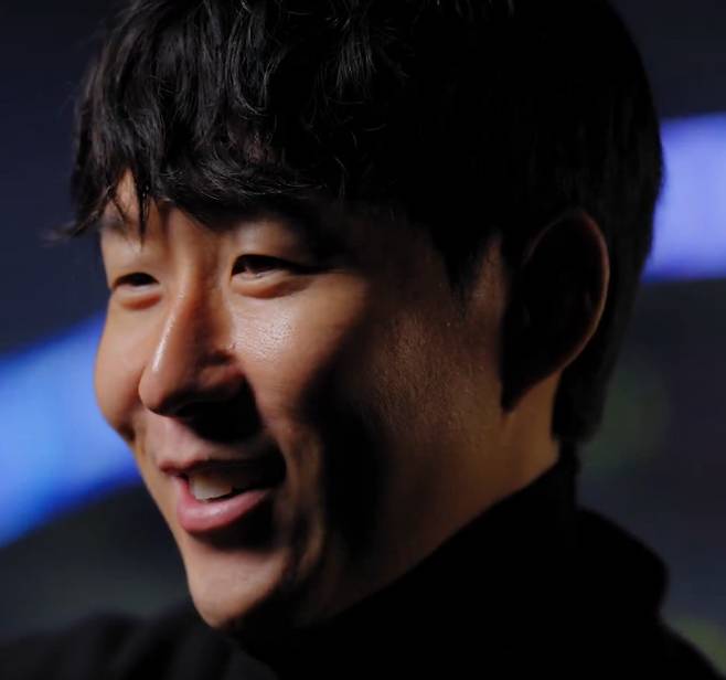 오리지널 다큐멘터리 '손흥민: 홈커밍' 예고편에 등장한 손흥민. /사진=토트넘 공식 SNS 영상 갈무리