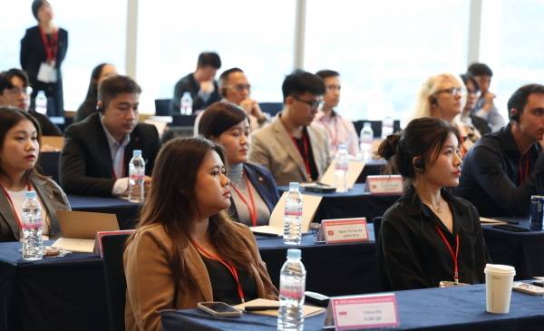 롯데가 지난 9월 해외 우수 현지 직원을 대상으로 2025 롯데 글로벌 컨퍼런스를 진행했다. 롯데 제공