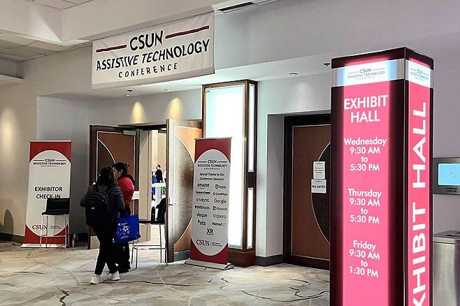 루트파인더즈는 올해 3월 개최된 2025 CSUN 보조공학 컨퍼런스(CSUN Assistive Technology Conference)에 참여해 이지플러스 관련 기술력을 미국 시장에 선보이기도 했다 / 출처=루트파인더즈