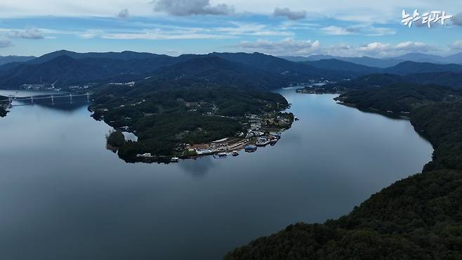 경기도 가평군 청평호.