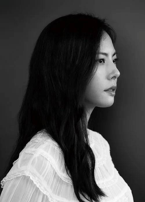 다가오는 연말 선물과도 같은 재즈 공연들이 예정돼 있다. 20일 서울 JCC아트센터 콘서트홀에서 공연하는 가수 박지윤. 페이지터너 제공