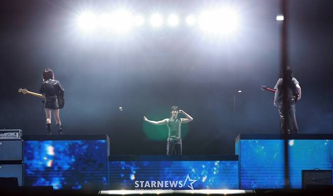 우즈 '가오슝을 숨 막히게 한 무대!' [AAA2025 화보]