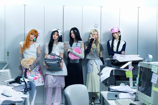 아일릿 신곡, ‘후드잡샷’ 밈 타고 美서 인기 (제공: 빌리프랩)