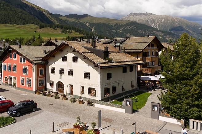 호텔 체사 로사츠 전경 / 사진=헤븐스 포트폴리오