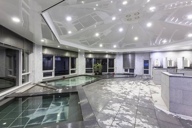 목욕장 낙상사고가 급증하는 가운데 주요 공간에서 미끄럼 방지 시설과 안전 수칙 안내가 부족한 것으로 나타났다. 사진은 기사의 특정 사실과 관련 없음. 클립아트코리아