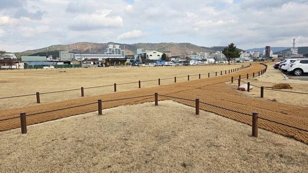 통일신라 북궁 터로 추정되는 경주시 성동동 전랑지 일대는 경역정비사업을 통해 탐방로와 울타리 설치 등 환경 정비가 단계적으로 추진되고 있다. 경주시 성동동 전랑지 전경. 사진=경주시 제공