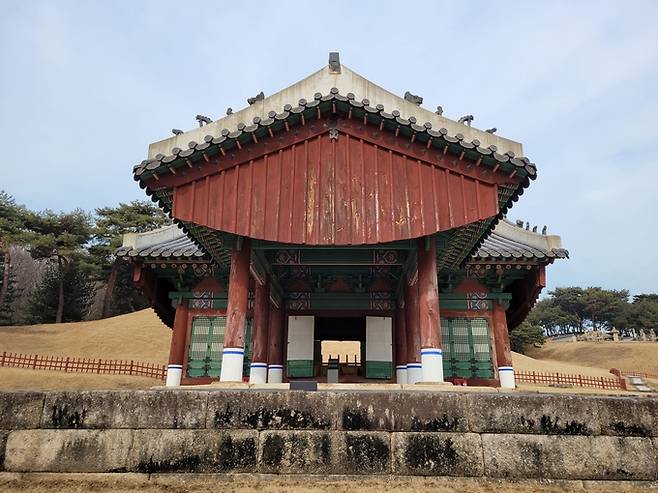 ▲ 정자각(다포식건축물, 보물 1743호)