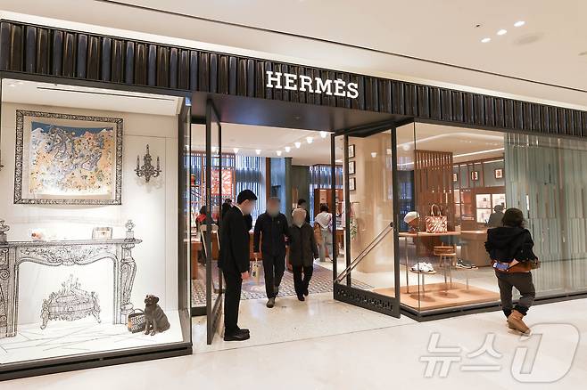 서울 중구 신세계백화점 본점 에르메스 매장의 모습. (신세계백화점 제공. 재판매 및 DB 금지) 2025.12.3/뉴스1