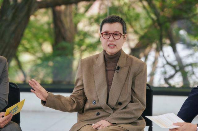 방송인 박미선이 건강식품 공동구매 소식을 전해 일부 네티즌으로부터 비판을 받았다. tvN 제공