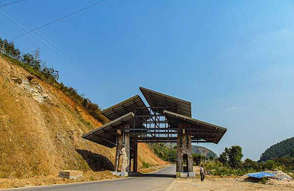 망징산과 징마이산으로 진입하는 유일한 도로에 검문소를 세워 외래종 동식물을 사람들이 들여오지 못하게 막았다.