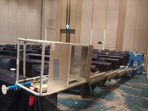 '시그니엘 부산'의 대연회장에서 현수막을 달던 작업자가 추락해 숨진 사고 현장 ⓒ연합뉴스