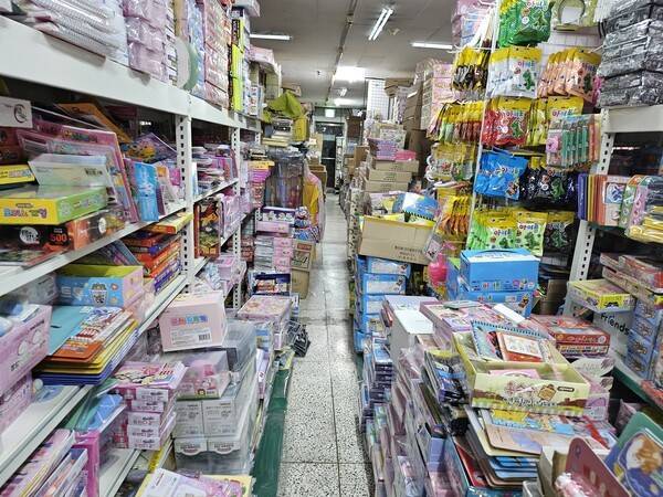 부평구에 위치한 문방구 실내. <사진=정병훈 기자>