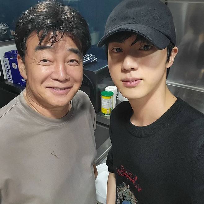 백종원(왼쪽)과 방탄소년단 진. /진 SNS