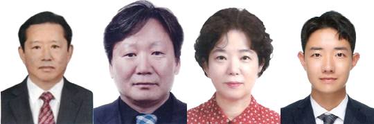 23일 호텔 ICC 크리스탈볼룸에서 열린 '2025 기업인의 날' 행사에서 '아너소사이어티' 인증패를 수여 받은 지역 기업인들. (왼쪽부터) 홍성호 신광철강㈜ 대표이사, 송인석 대전청과㈜ 대표이사, 김숙현 임페리얼트레이딩 대표, 정재원 ㈜삼진이앤아이 책임. 대전상공회의소 제공