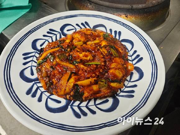 '엑스 웍'이 완성한 낚지볶음의 모습 [사진=설재윤 기자]