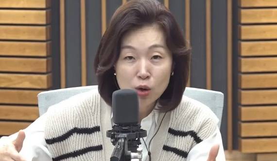 김현정이 라디오 하차 이유를 직접 밝혔다. [사진출처 = 유튜브 영상 캡처]