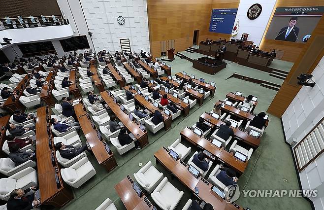 서울시의회 정례회 11월 20일 서울 중구 서울시의회 제333회 정례회 제3차 본회의. [연합뉴스 자료사진]